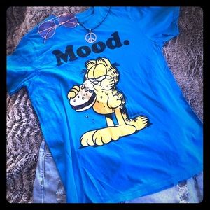 Short sleeve t-shirt size small